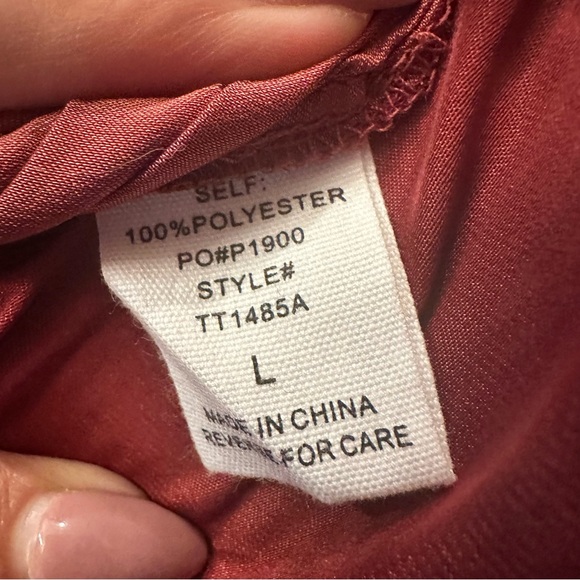 Cropped button blouse size Large- brand Timing - Picture 5 of 5